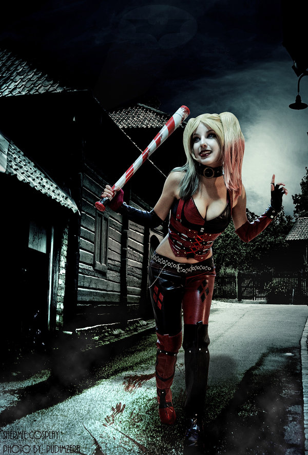 Harley Quinn Cosplay by Shermie