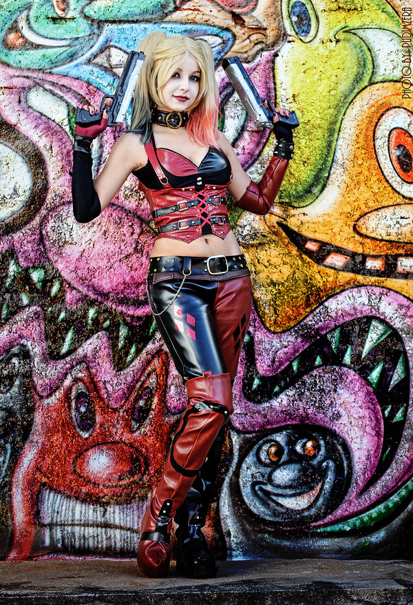 Harley Quinn Cosplay by Shermie